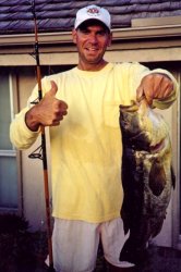 Kelp.Bass_Balboa_BIG_8lb.jpg