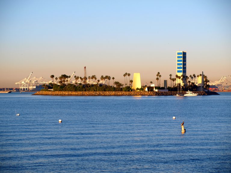 Belmont Veterans Memorial Pier — Long Beach Pier Fishing in California