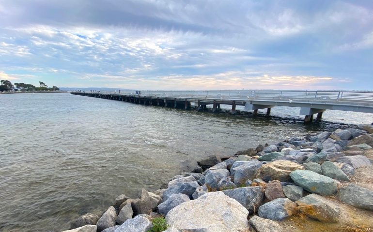 yacht club fishing pier