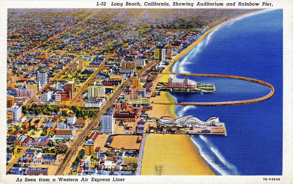 Long Beach Rainbow Pier_1_1939 Pier Fishing in California